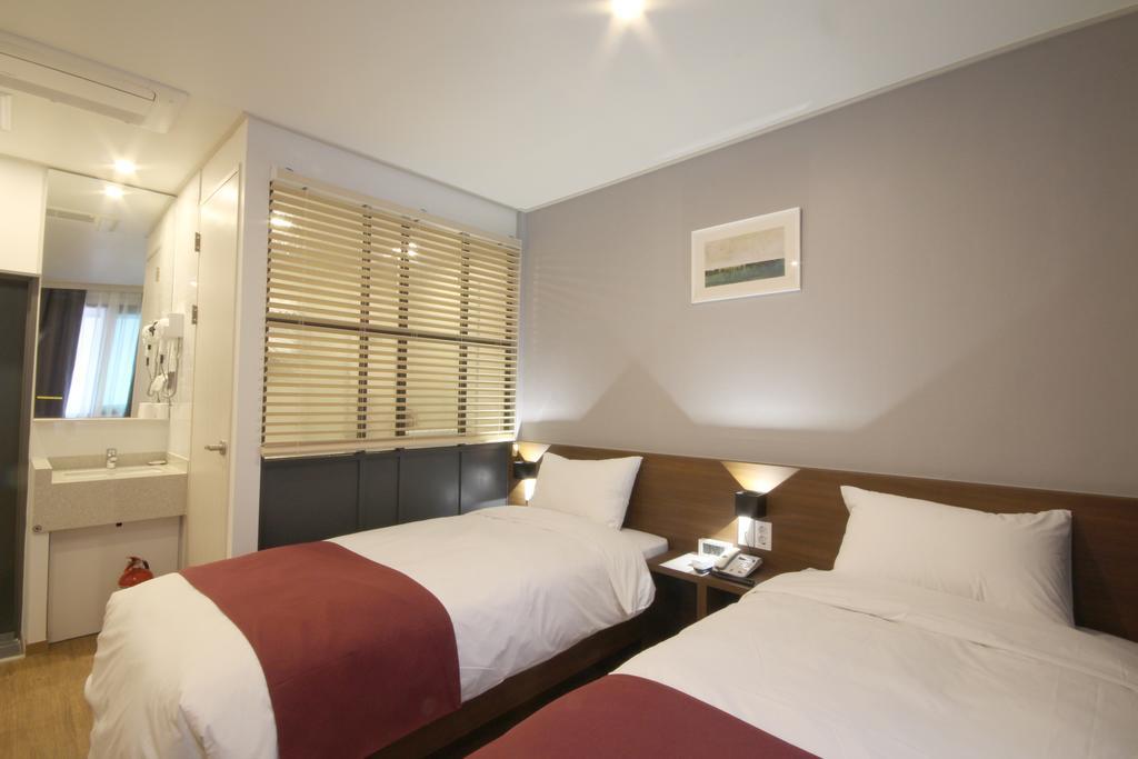 Indy Hotel Busan Esterno foto
