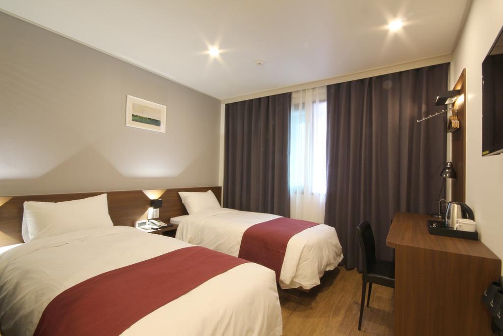 Indy Hotel Busan Esterno foto